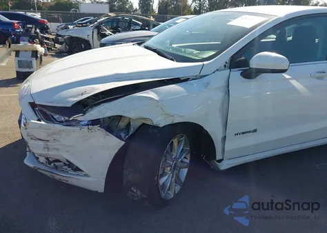 2017 Ford Fusion Hybrid Se из США, поврежденный, VIN 3FA6P0LU9HR324053